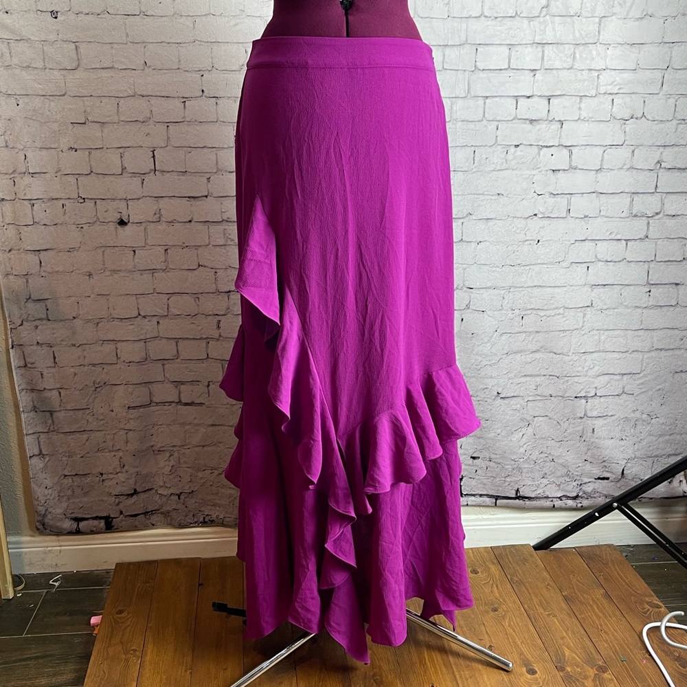 VINCE CAMUTO FUCHSIA FURY TIERED RUFFLE SKIRT size 4